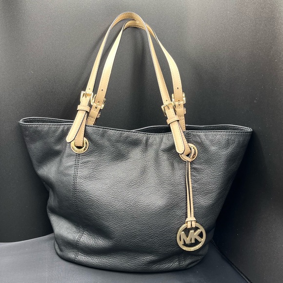 Michael Kors Black Leather Bag - Picture 2 of 9